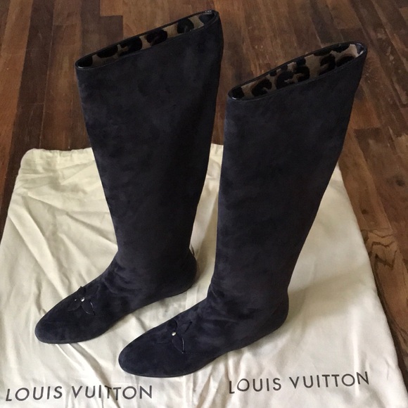 Louis Vuitton Authentic ,New knee high boo… - Picture 4 of 5